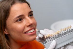 Lentes de Contato Dental vs. Facetas Tradicionais